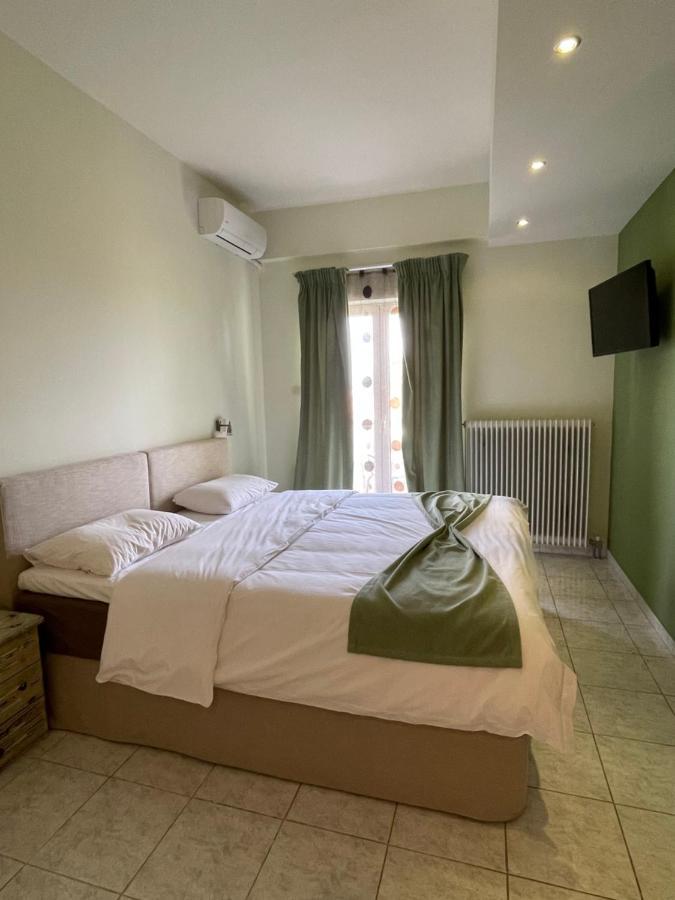 Hotel Afrika Елеонас Екстериор снимка